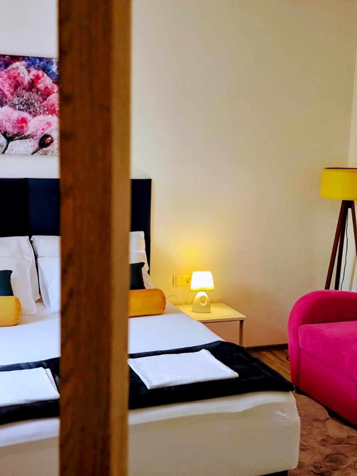 Apartments Lavel Trogir Bagian luar foto